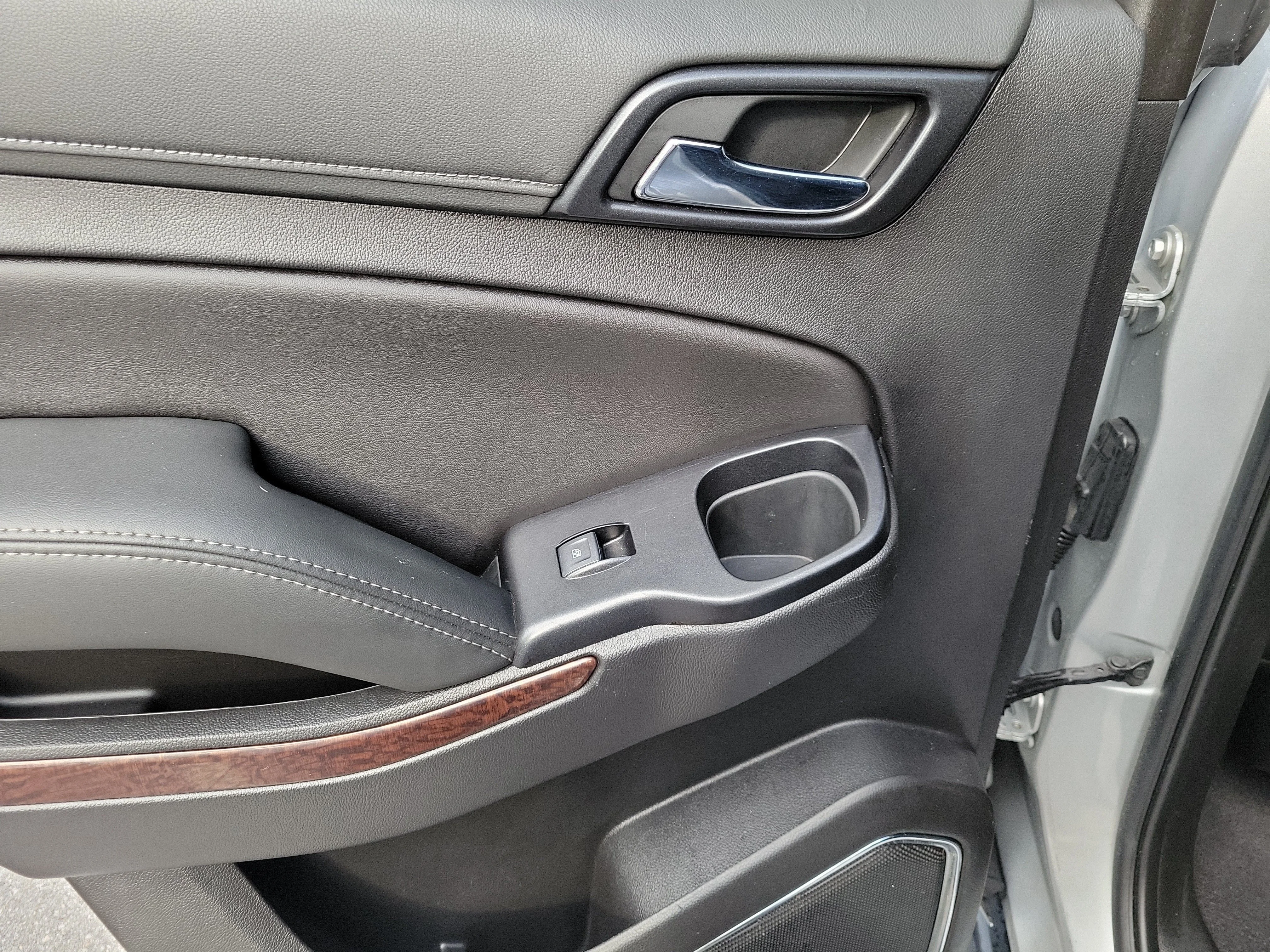 Used 2020 Quicksilver Metallic GMC SLT image 10