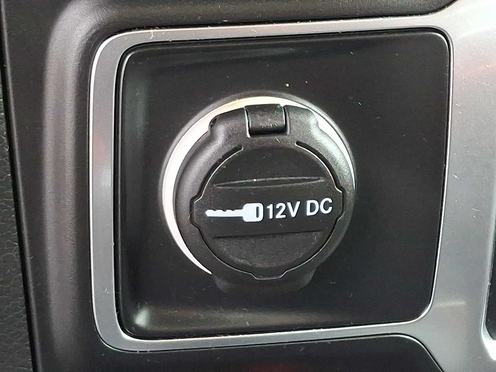 Used 2021 Granite Crystal Metallic Clearcoat Jeep Rubicon image 24