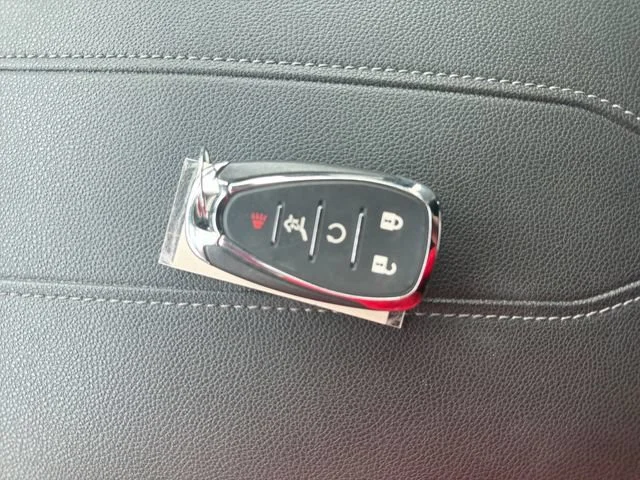 Used 2023 NORTHSKY BLUE METALLIC Chevrolet LT Cloth image 34