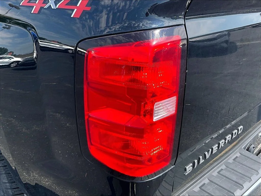 Used 2019 Black Chevrolet LT image 29