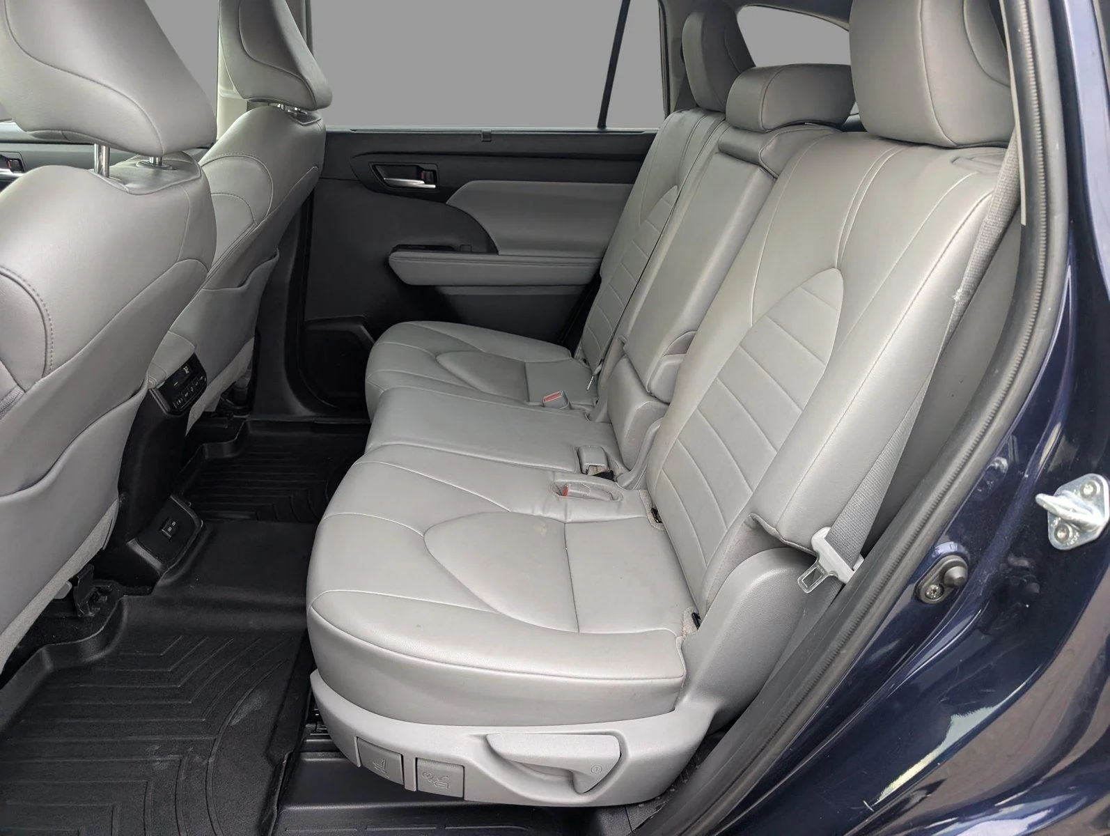 Used 2022 Blueprint Toyota XLE image 35