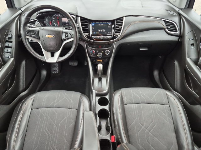 Used 2018 Gray Chevrolet LT image 22