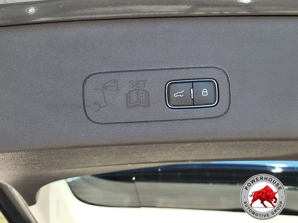 Used 2022 Gray Lincoln Black Label image 14