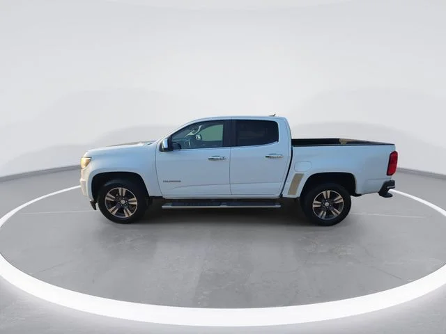 Used 2016 White Chevrolet LT image 5