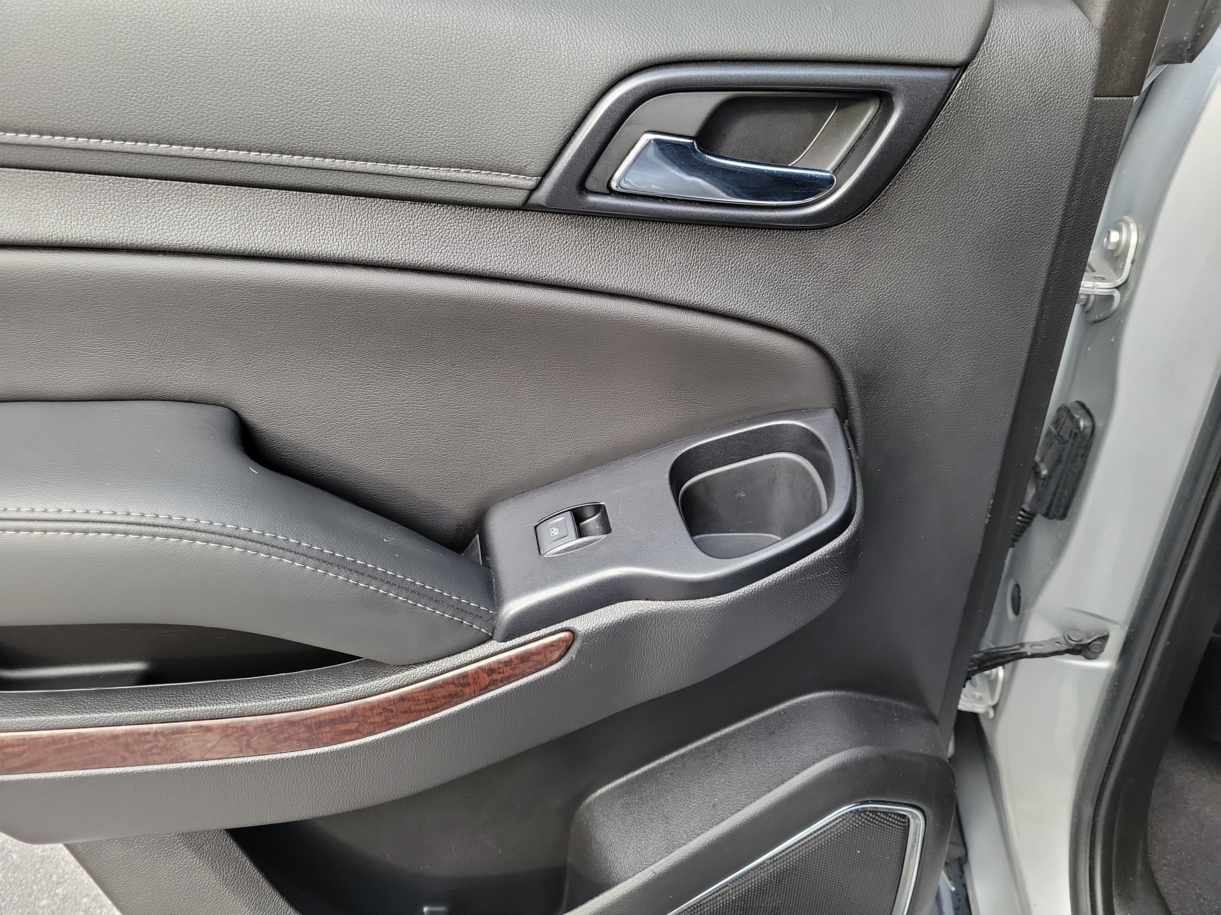 Used 2020 Quicksilver Metallic GMC SLT image 10