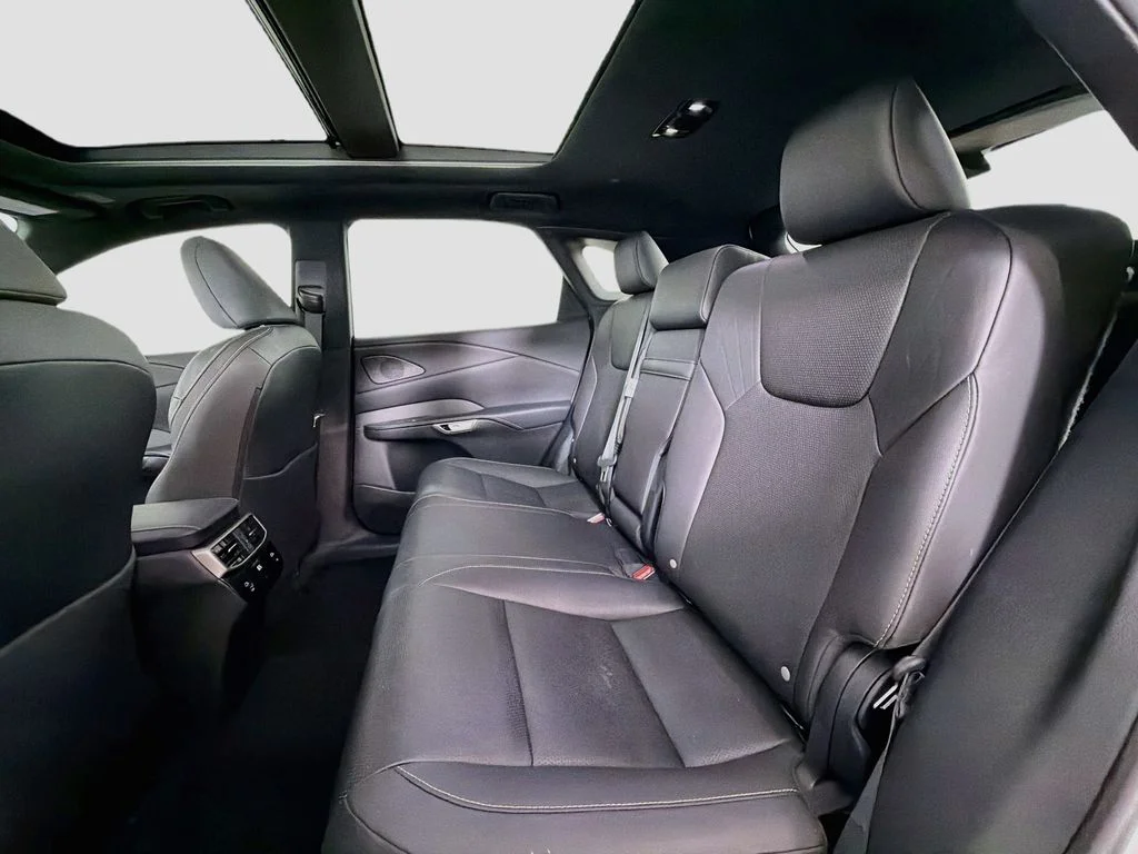 Used 2023 White Lexus 350 Premium Plus image 26