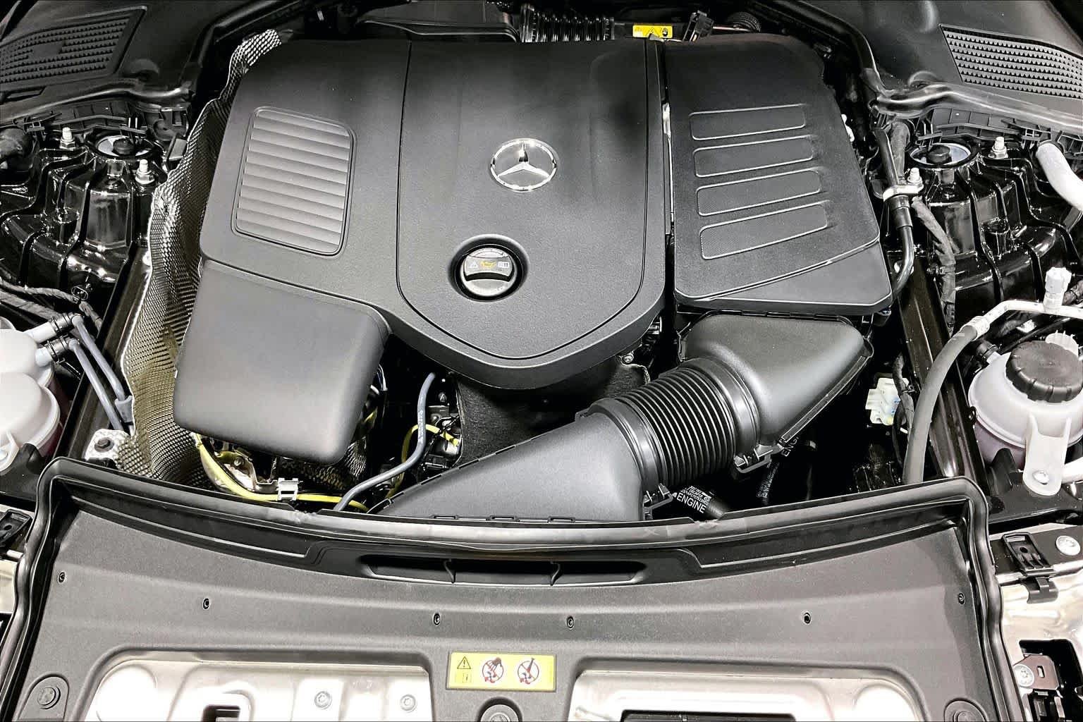 New 2026 040/Black Mercedes-Benz C 300 image 16