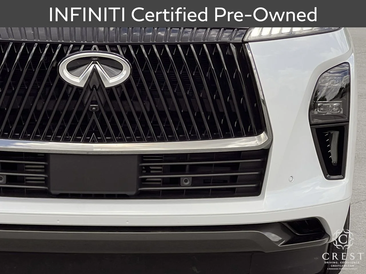 Certified Used 2026 Radiant White Black Obsidian INFINITI AUTOGRAPH image 11