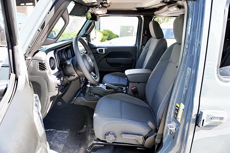 New 2025 Anvil Clear-Coat Exterior Paint Jeep Willys image 21