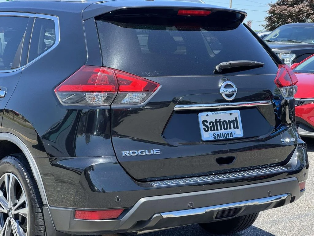 Used 2019 Black Nissan SV image 10
