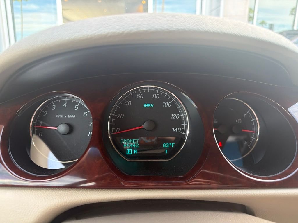 Used 2006 White Buick CXL image 4