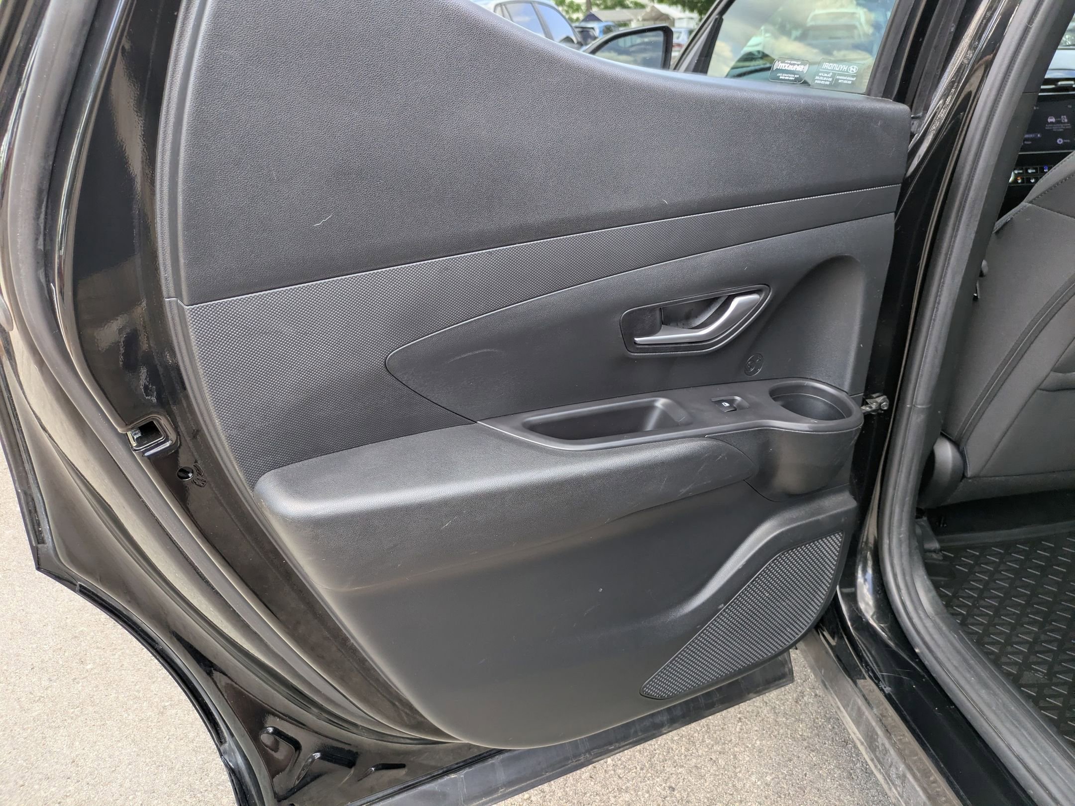 Used 2023 Phantom Black Hyundai SEL image 14