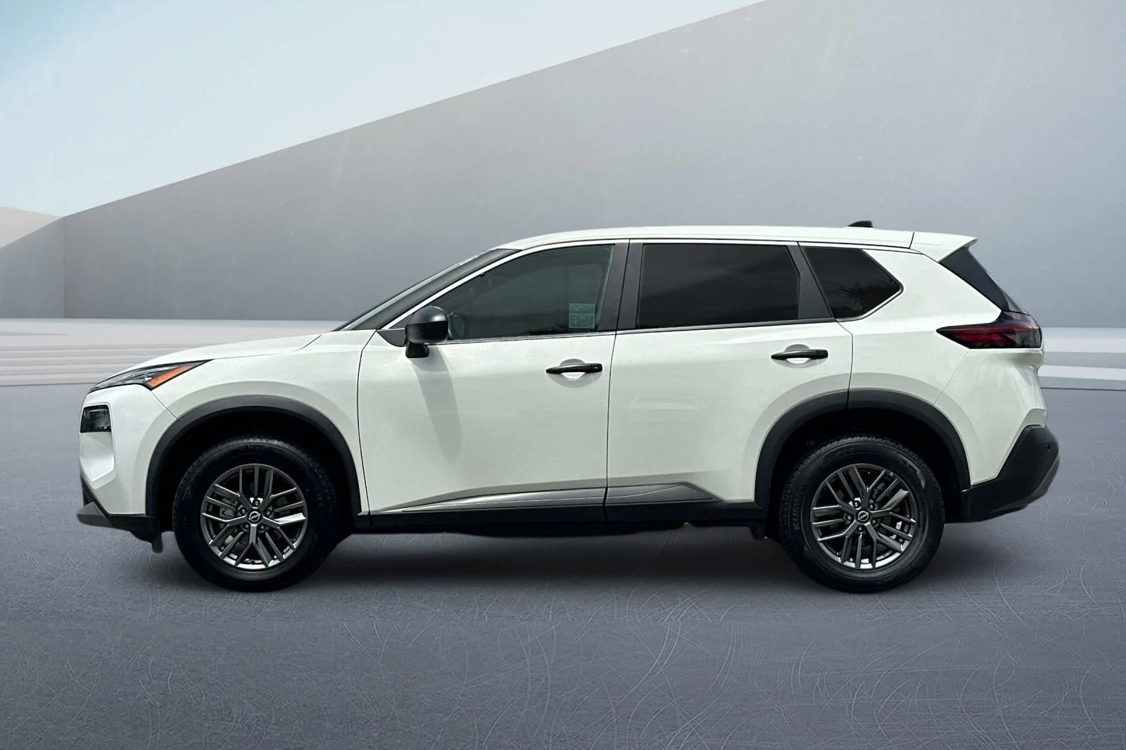 Used 2023 White Nissan S image 7