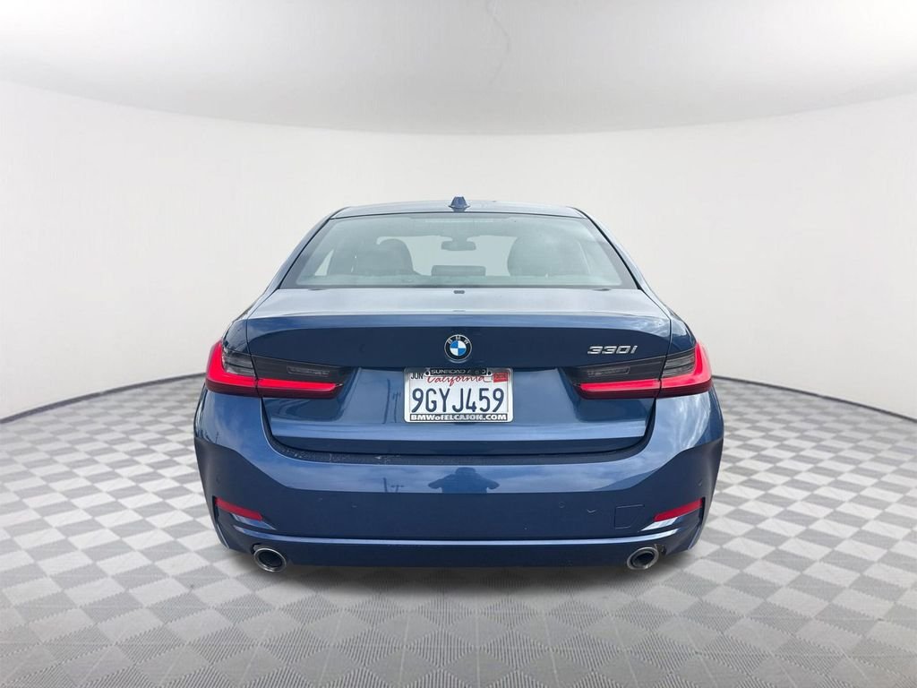Used 2023 Blue BMW 330i image 5