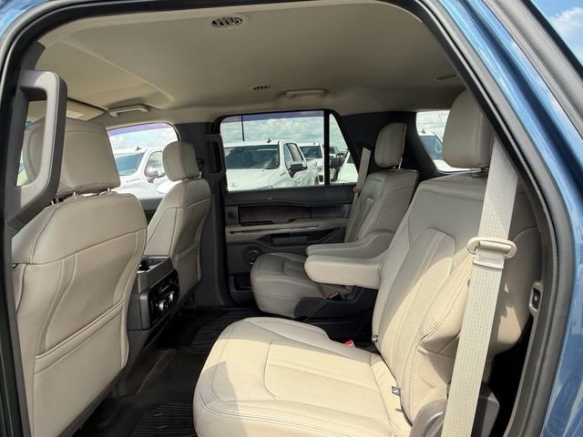 Used 2018 Blue Ford Limited image 13