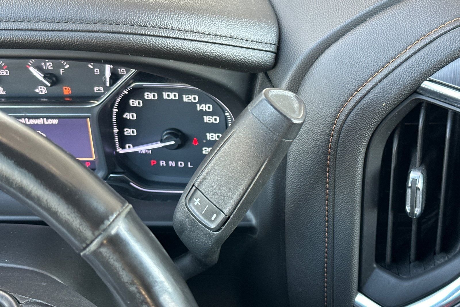 Used 2021 Red GMC AT4 image 22