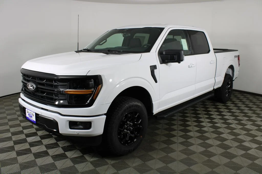 New 2026 White Ford XLT image 3