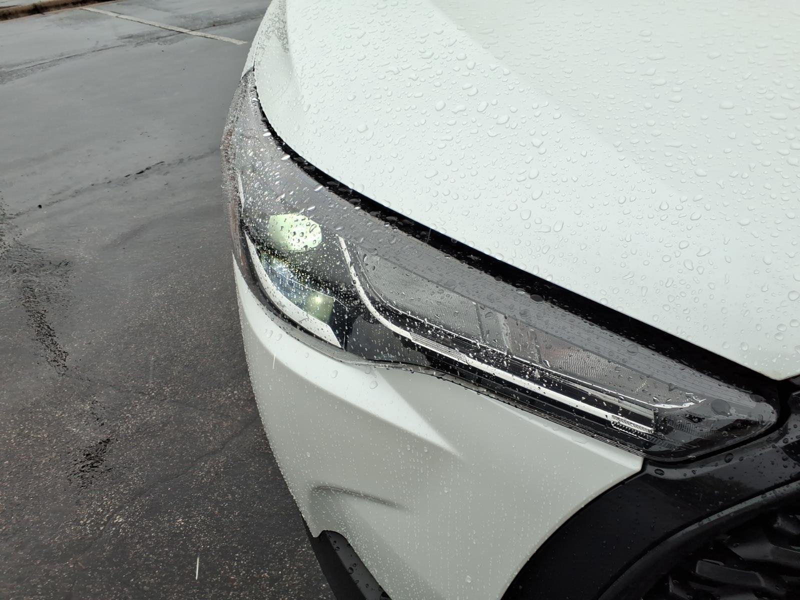 Used 2024 Wind Chill Pearl Toyota LE image 14