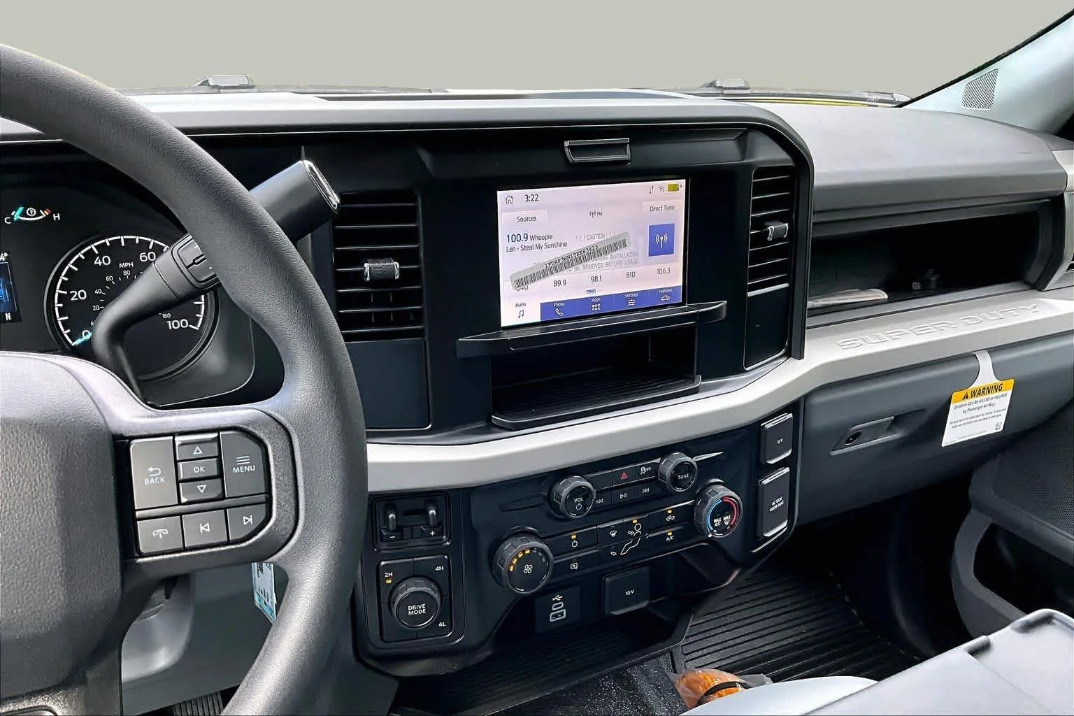 New 2026 Oxford White Ford XLT image 8