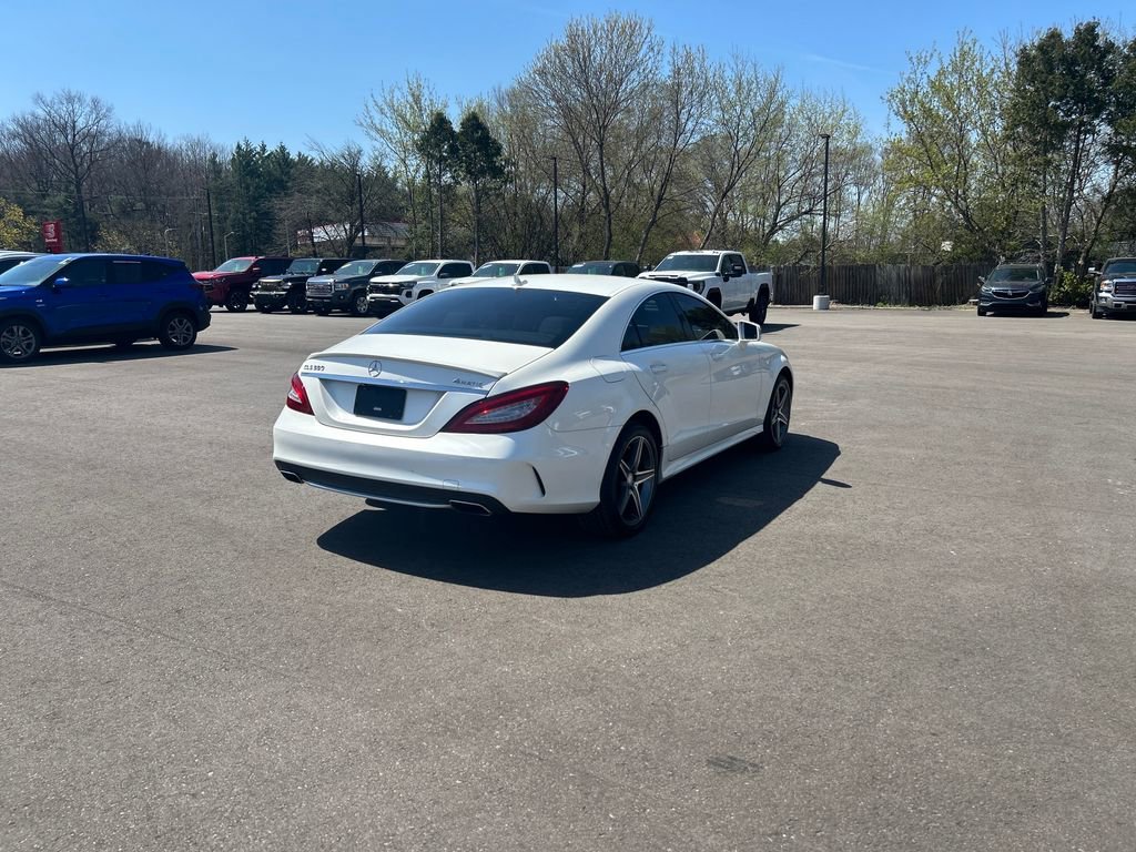 Used 2016 White Mercedes-Benz 4MATIC® image 5