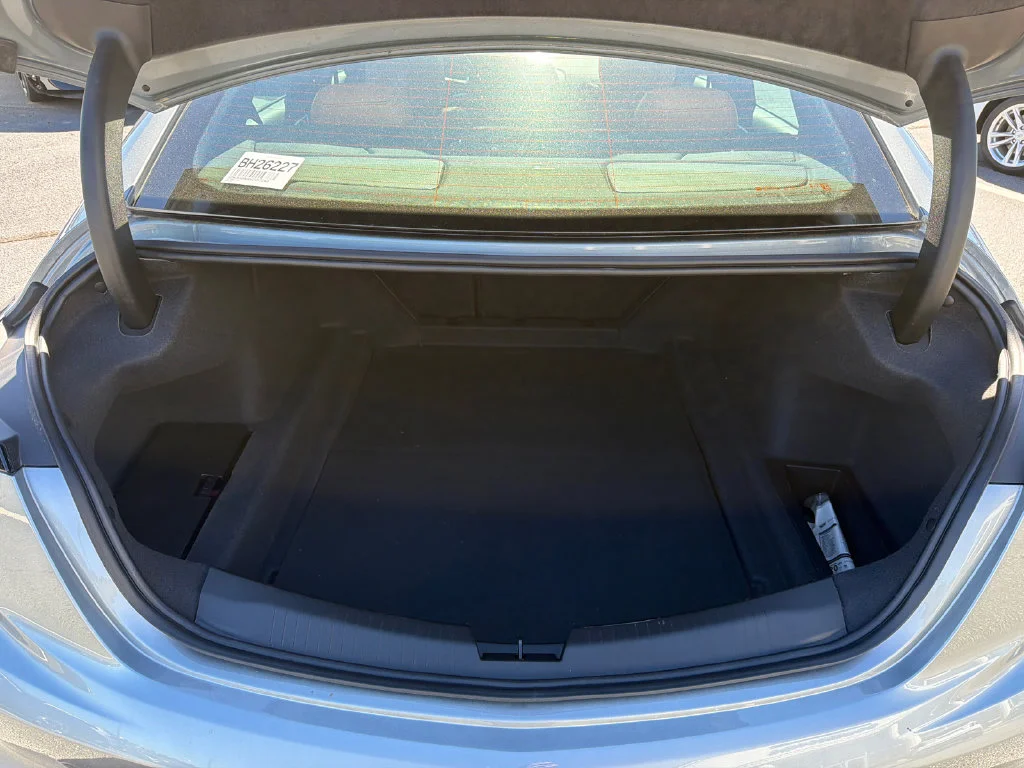 Used 2025 Silver Cadillac V-Series image 18