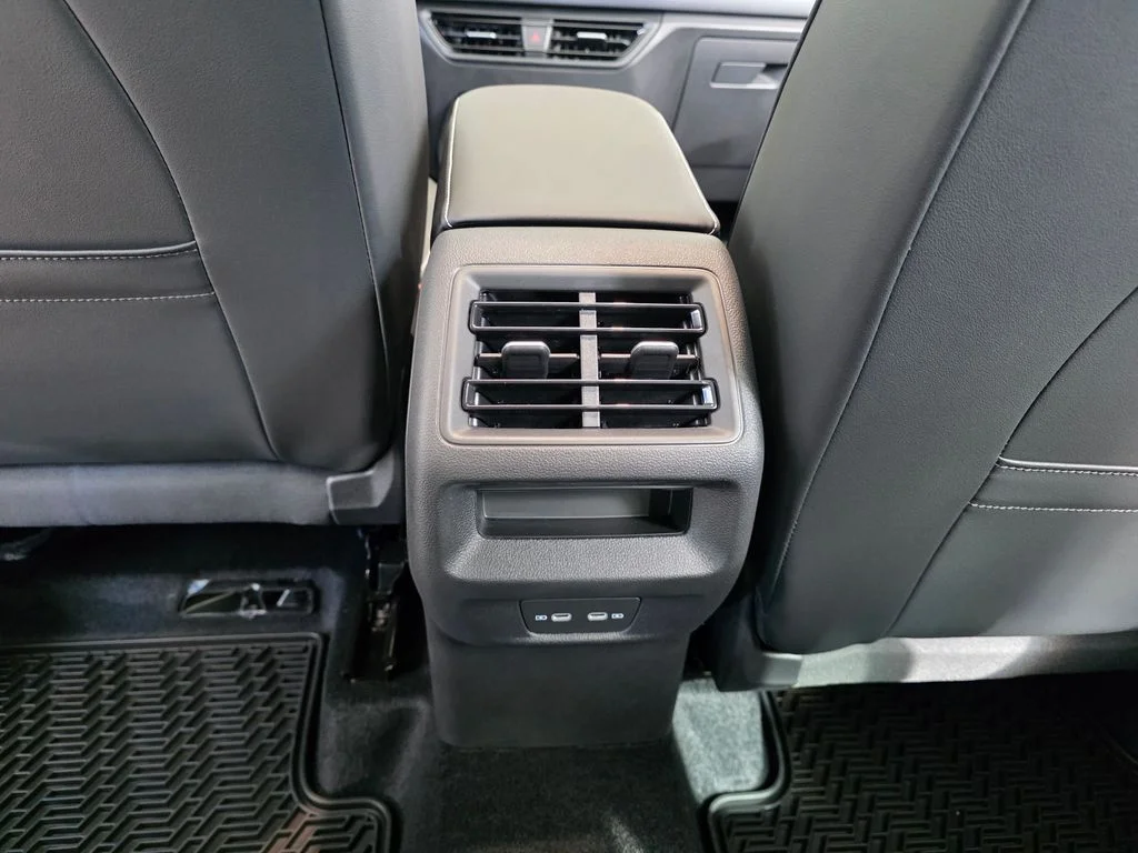2026 Volkswagen Tiguan SE R-LINE BLACK - Photo 39