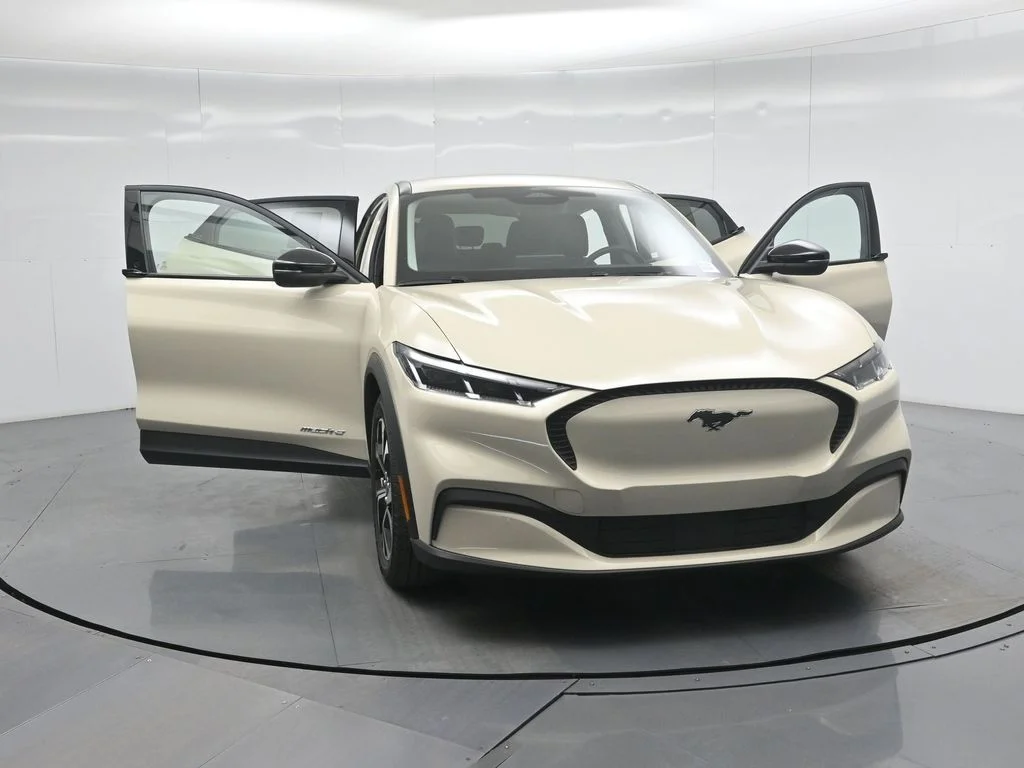 New 2026 Desert Sand Ford Select image 29