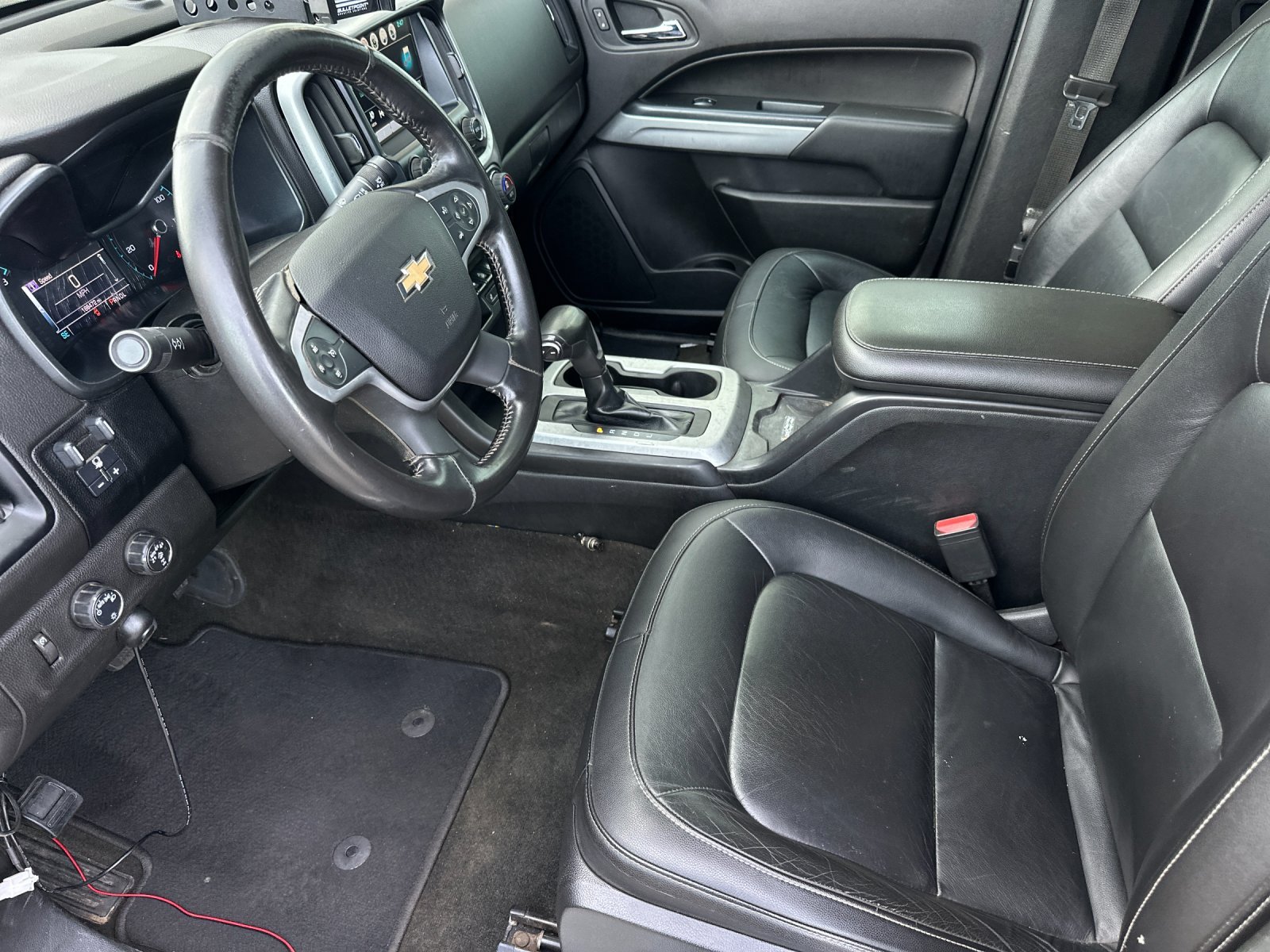 Used 2018 Deepwood Green Metallic Chevrolet ZR2 image 10