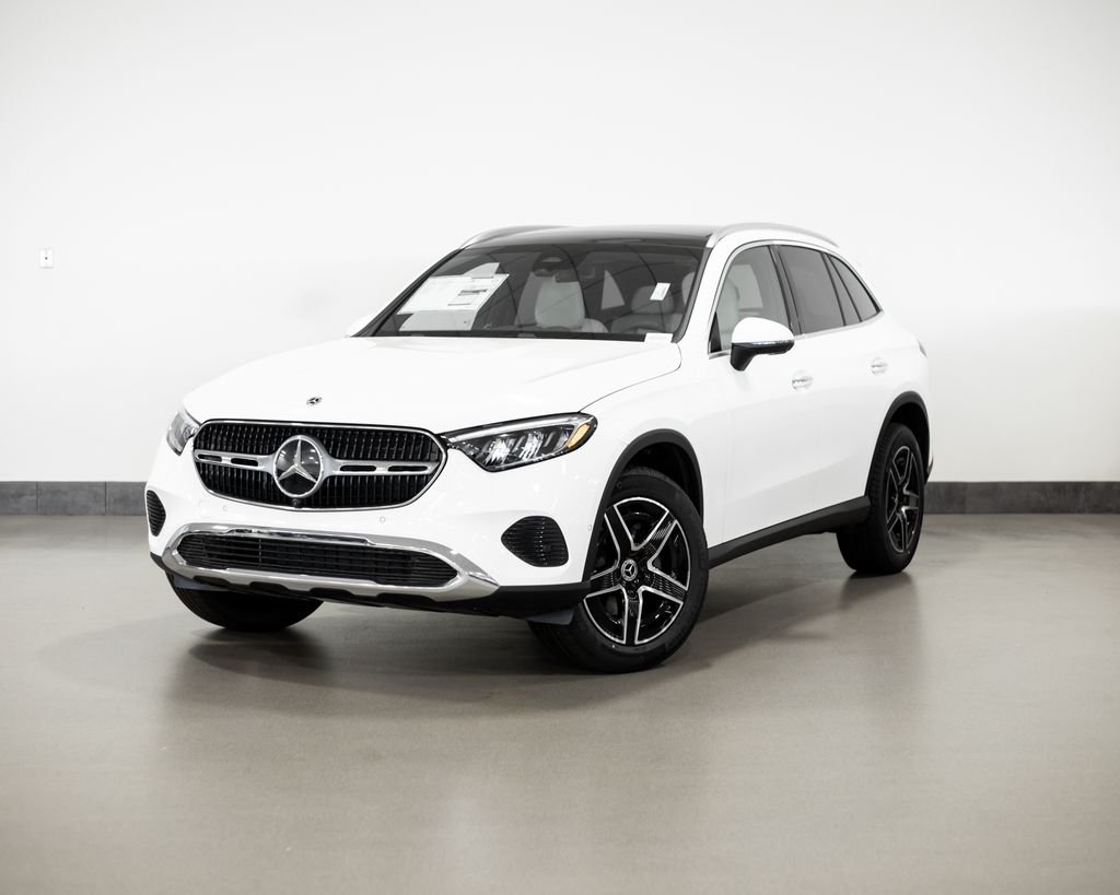 New 2026 Polar White Mercedes-Benz GLC 300 image 1
