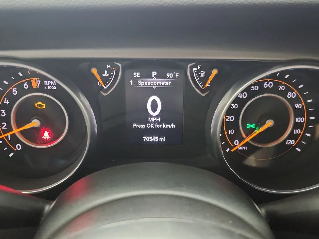 Used 2018 White Jeep Unlimited Sport image 26