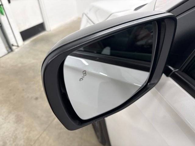New 2026 Platinum White Pearl Honda RTL image 9