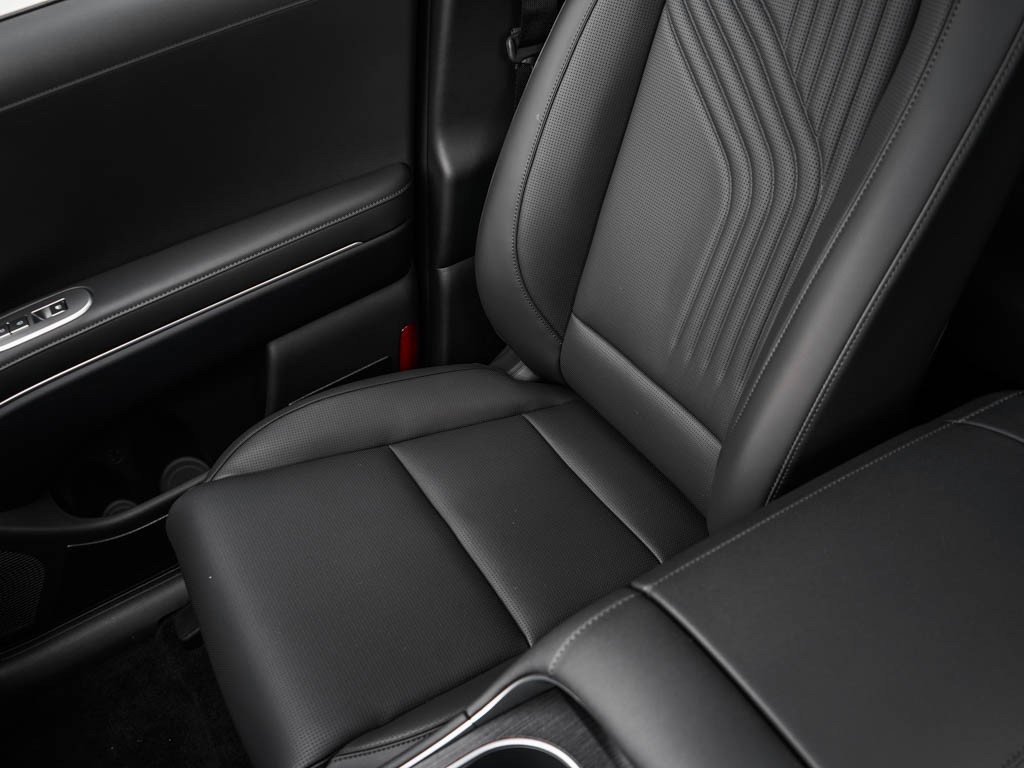 New 2026 Abyss Black Pearl Hyundai SEL Premium 7P AWD image 27