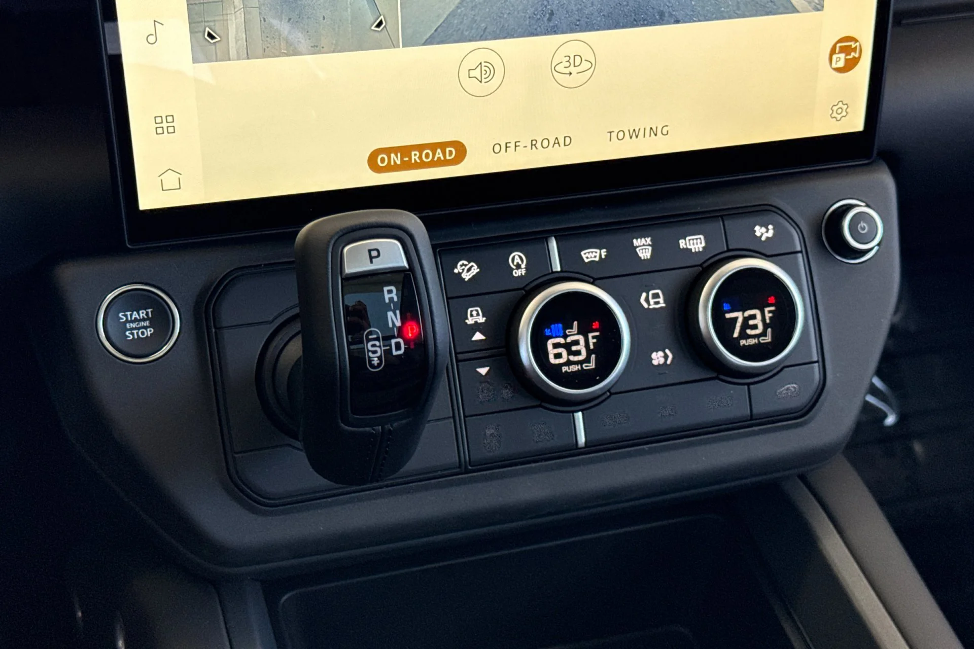 New 2026 Tasman Blue Land Rover X-Dynamic SE image 23
