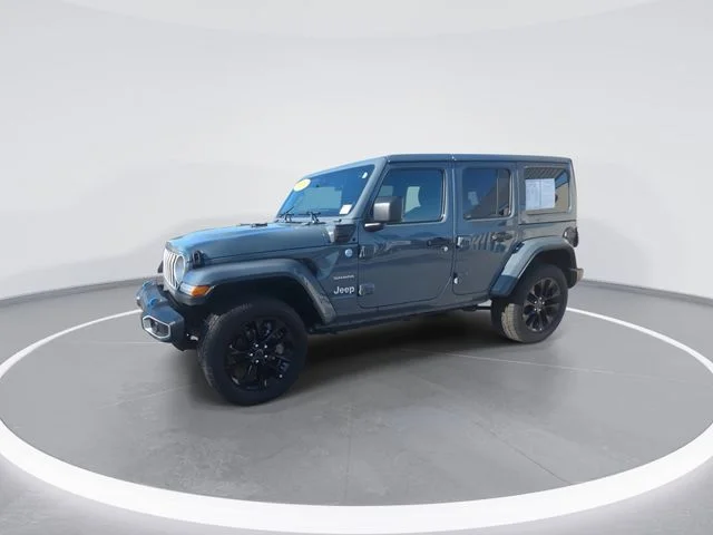 Used 2024 Gray Jeep Sahara 4xe image 4