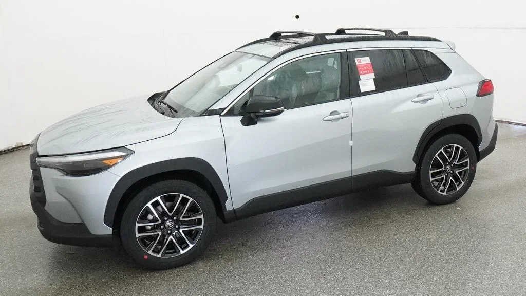 New 2026 Sonic Silver Toyota XLE image 48