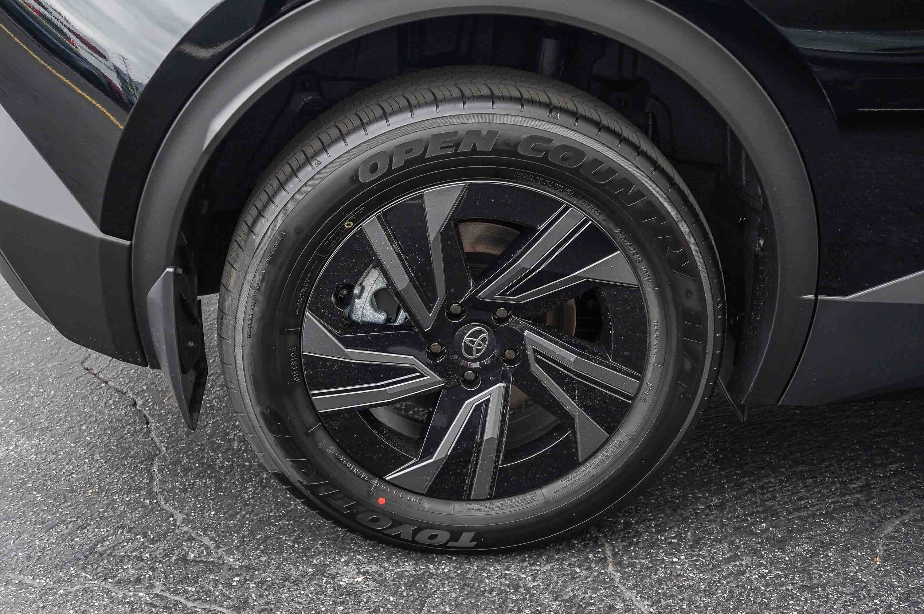 New 2026 Midnight Black Metallic Toyota SE image 11