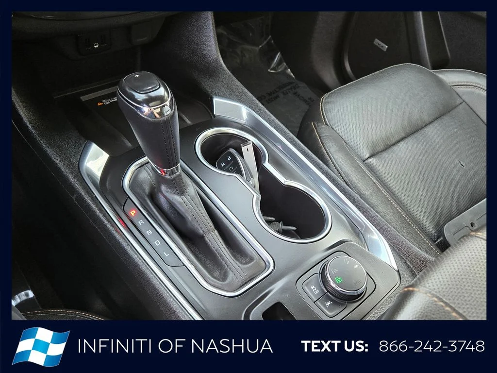 Used 2019 Black Chevrolet Premier image 27