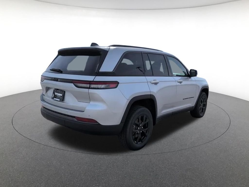 New 2026 Silver Jeep Altitude image 6
