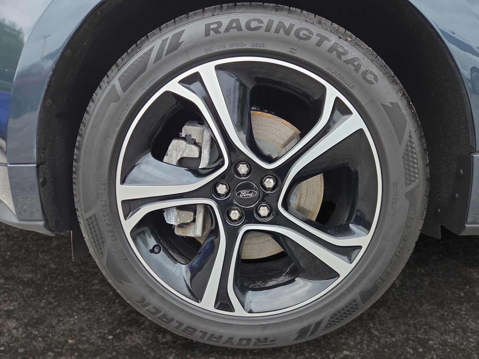 2022 Ford Edge ST - Photo 14