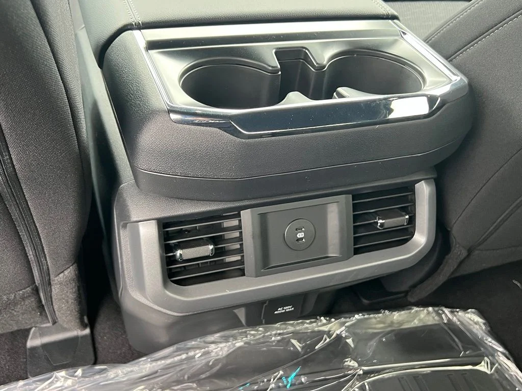 New 2026 White Ford XLT image 16