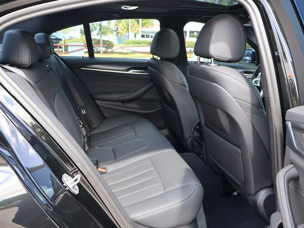 Used 2023 Black BMW 530i image 37