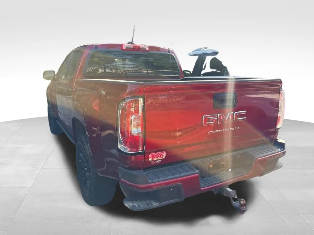 Used 2022 Red GMC AT4 w/Leather image 12