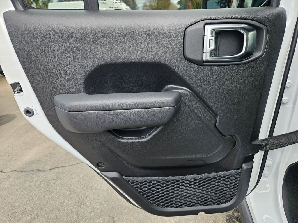 2026 Jeep Wrangler 4-Door Willys - Photo 14