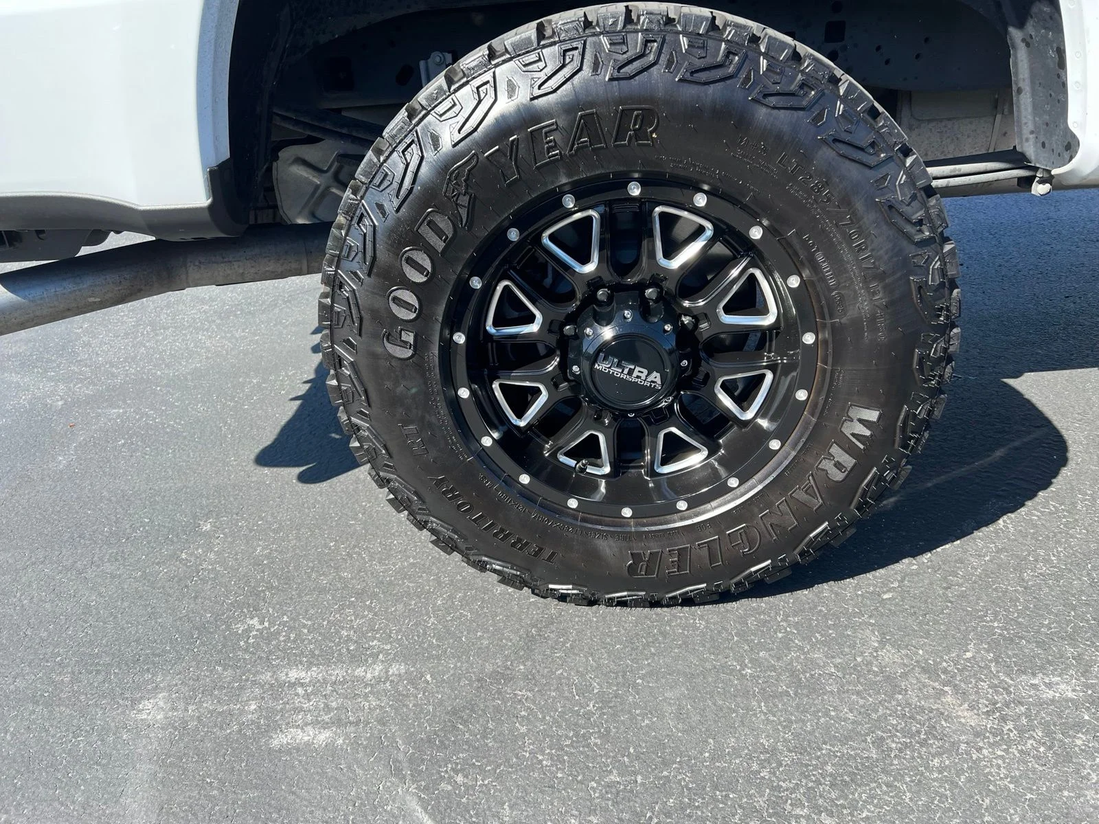 Used 2025 White Ford XLT image 17