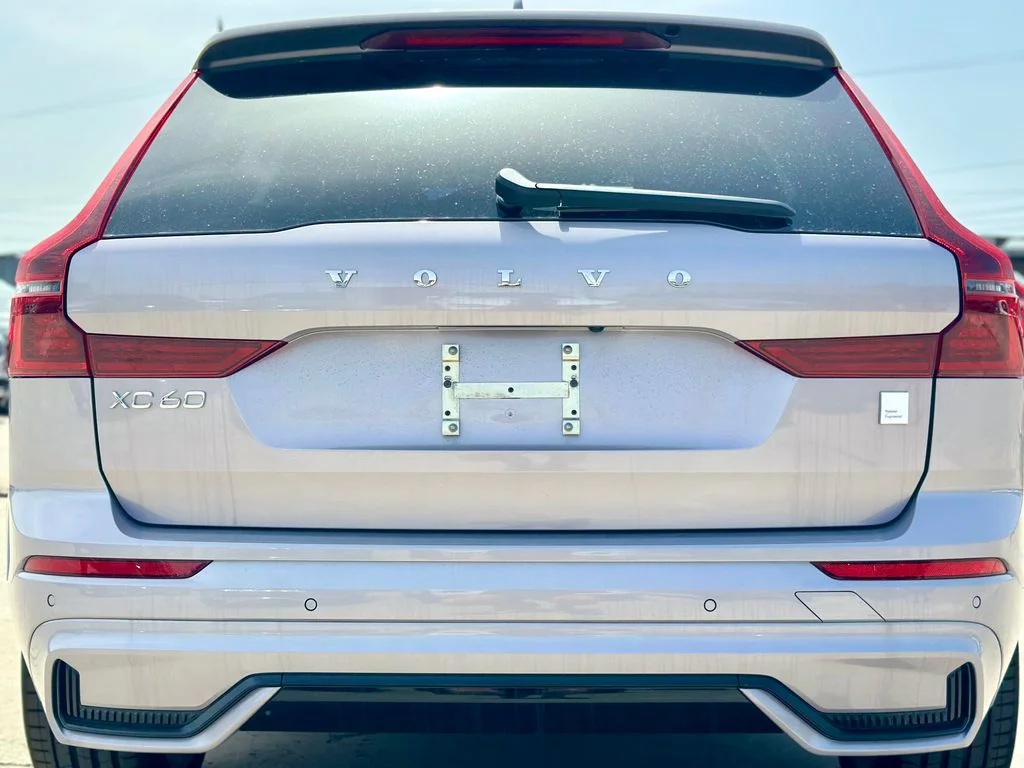 New 2026 Silver Volvo T8 Polestar Engineered image 5