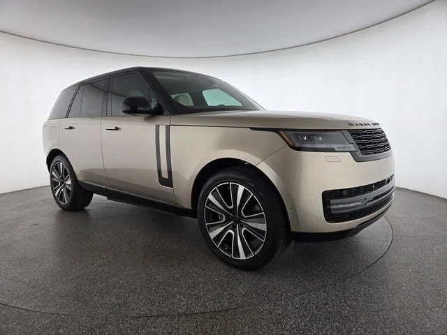 Used 2026 Batumi Gold Premium Metallic Land Rover SE image 15