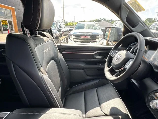 New 2026 Diamond Black Crystal Pearl-Coat Exterior Paint RAM Laramie image 13