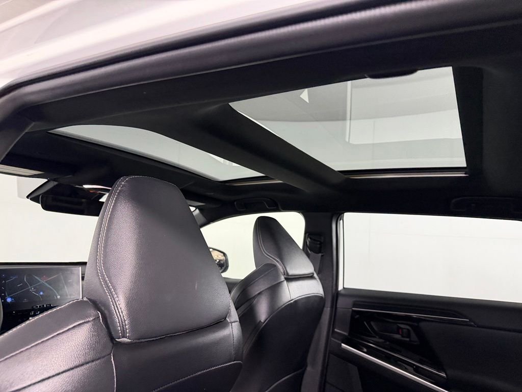 Used 2025 Beige Toyota XLE image 17