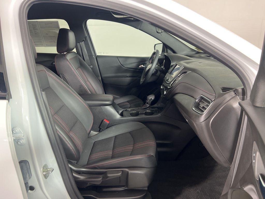Used 2024 Summit White Chevrolet RS image 14