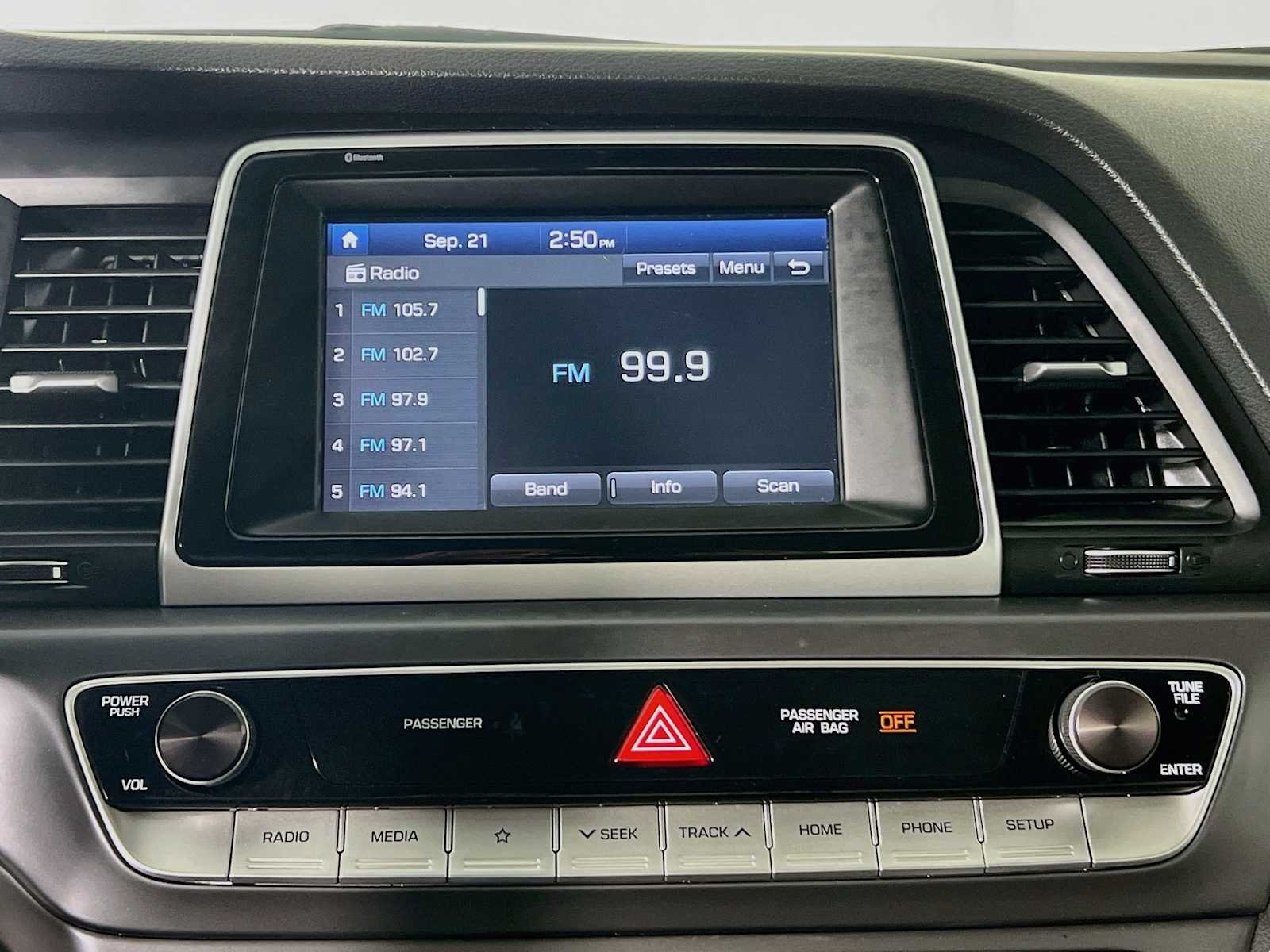 Used 2018 Symphony Silver Hyundai SE image 14